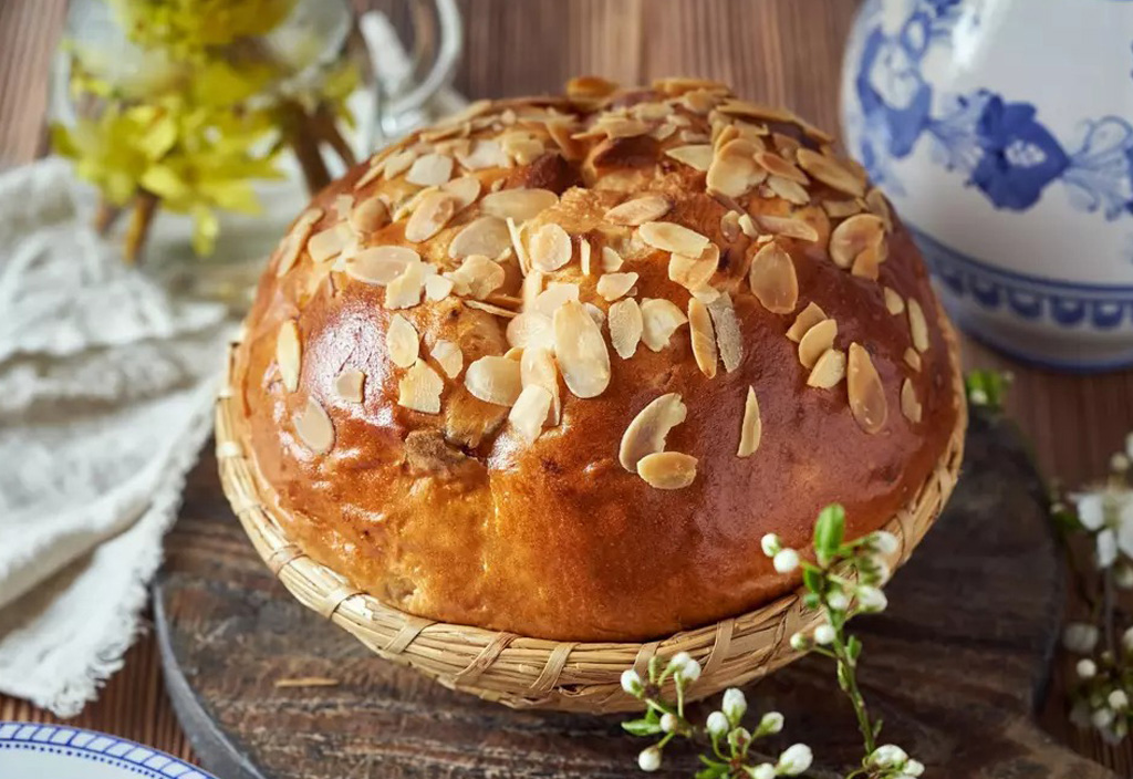 velikonocni-mazanec-1024x704px